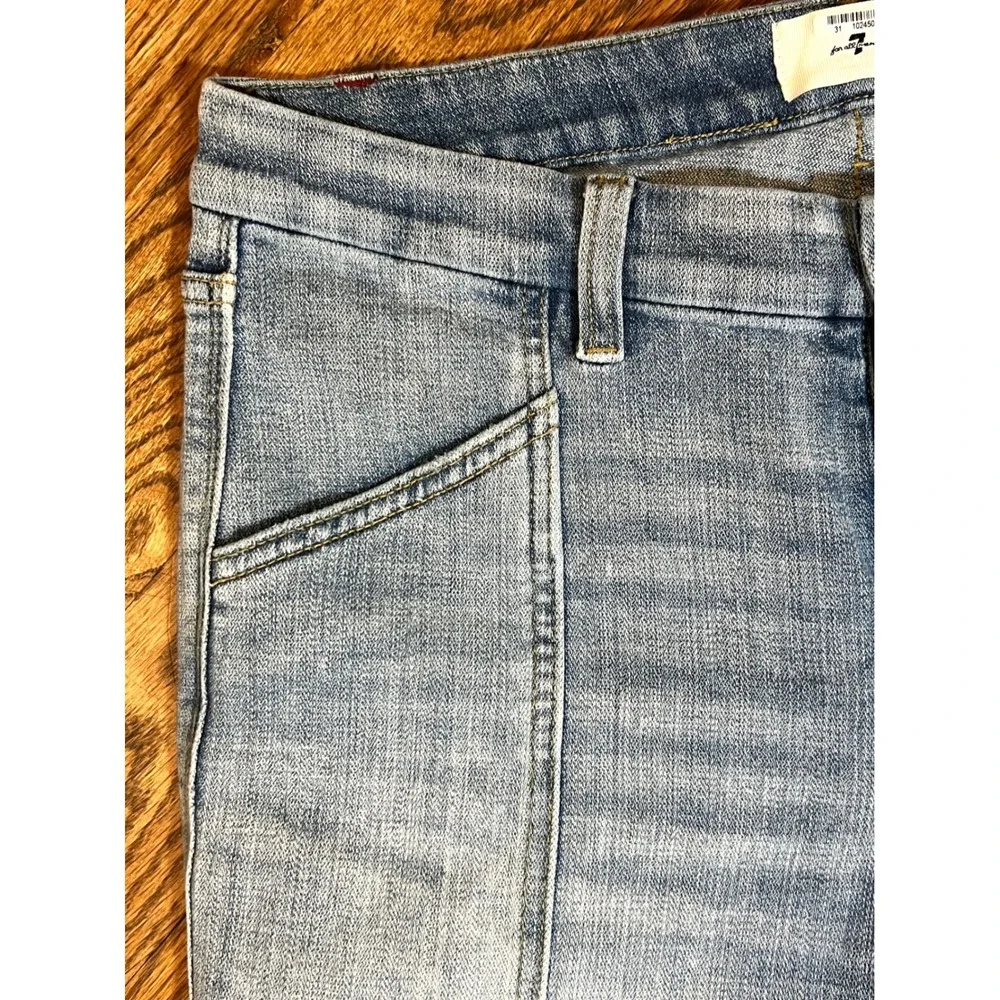 7 For All Mankind Seamed Flare Jeans Light Wash Split‎ Hem Size 31